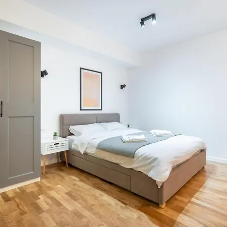 Charming Close To Unirii Square Apartment