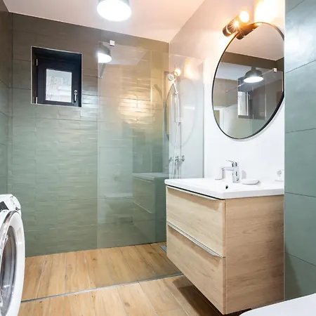 Charming Close To Unirii Square Bukarest